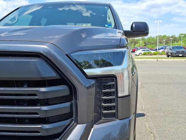 Thumbnail: 2023 Toyota Tundra - 9