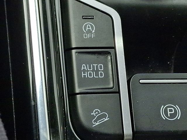 Thumbnail: 2023 Kia Sorento - 27