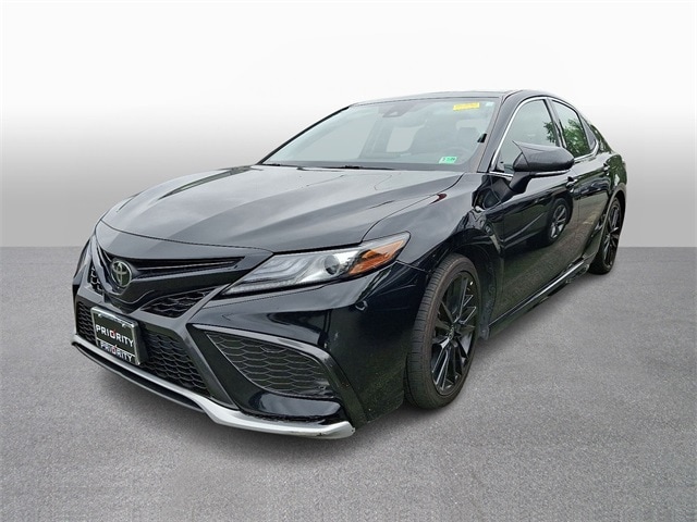 Thumbnail: 2022 Toyota Camry - 1