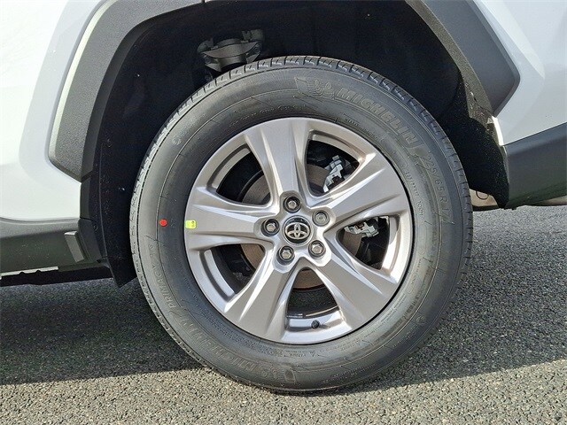 Thumbnail: 2025 Toyota RAV4 - 7