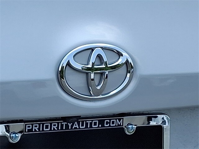 2019 Toyota Corolla LE 27