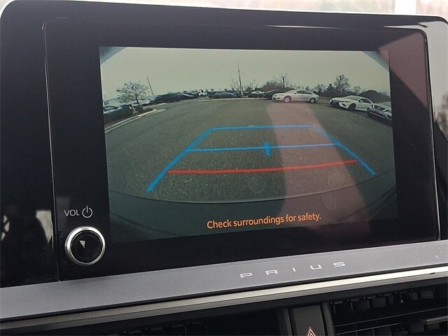 Thumbnail: 2024 Toyota Prius - 17