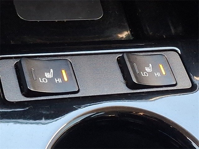 Thumbnail: 2019 Toyota Prius - 24