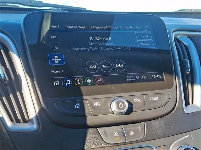 Thumbnail: 2023 Chevrolet Malibu - 17