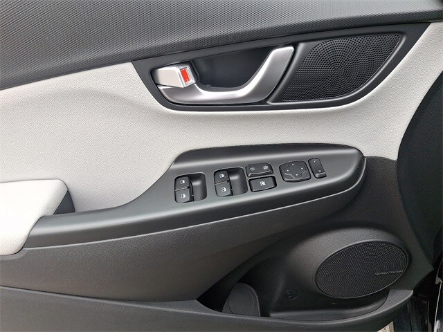 Thumbnail: 2023 Hyundai Kona - 12