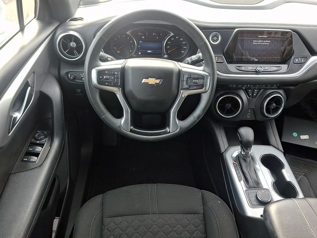 Thumbnail: 2022 Chevrolet Blazer - 11