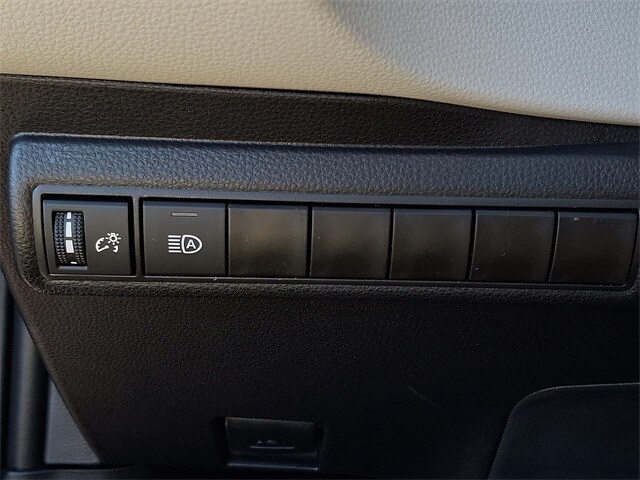 Thumbnail: 2026 Toyota Corolla - 20