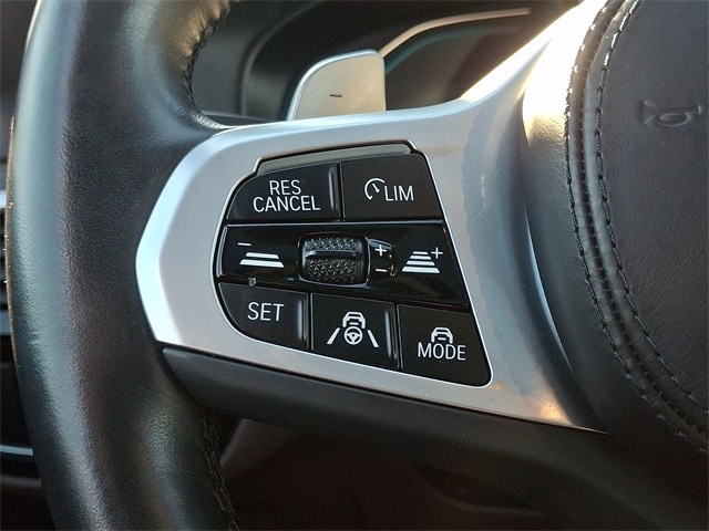 Thumbnail: 2023 BMW 5 Series - 22