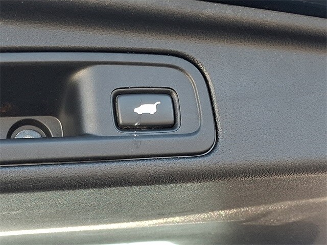 Thumbnail: 2018 Honda Pilot - 35