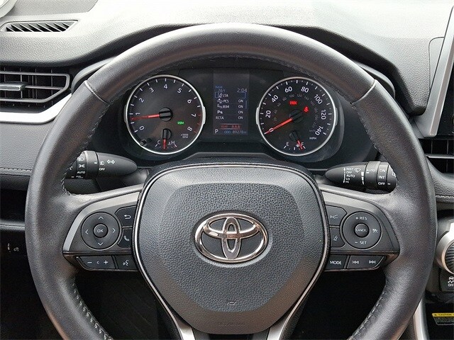Thumbnail: 2021 Toyota RAV4 - 19