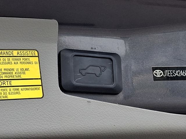 Thumbnail: 2008 Toyota Highlander - 33