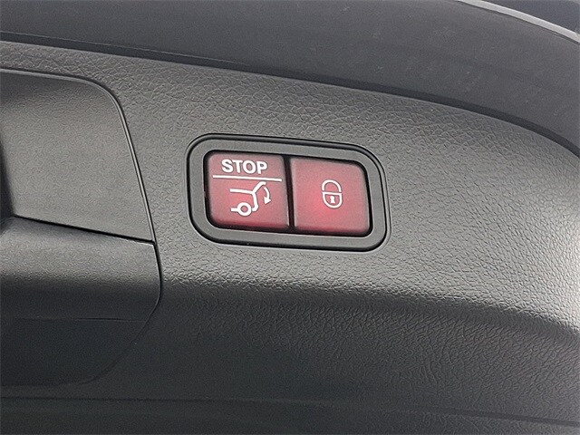 Thumbnail: 2023 Mercedes-Benz GLA - 31