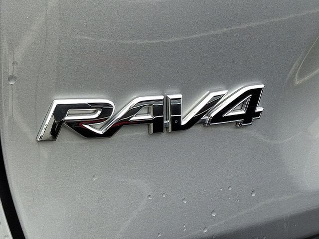 Thumbnail: 2025 Toyota RAV4 - 9