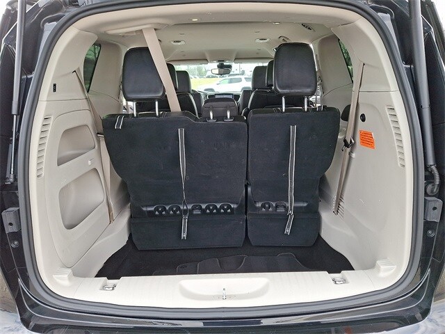 Thumbnail: 2024 Chrysler Pacifica - 30