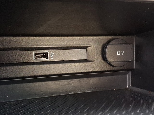 Thumbnail: 2018 Volkswagen Tiguan - 24