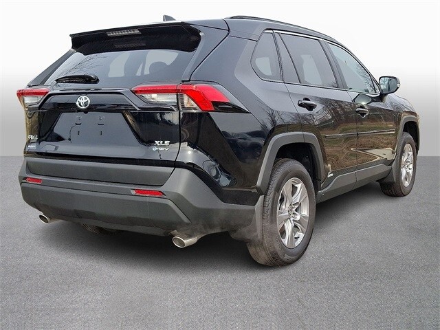 Thumbnail: 2025 Toyota RAV4 - 4