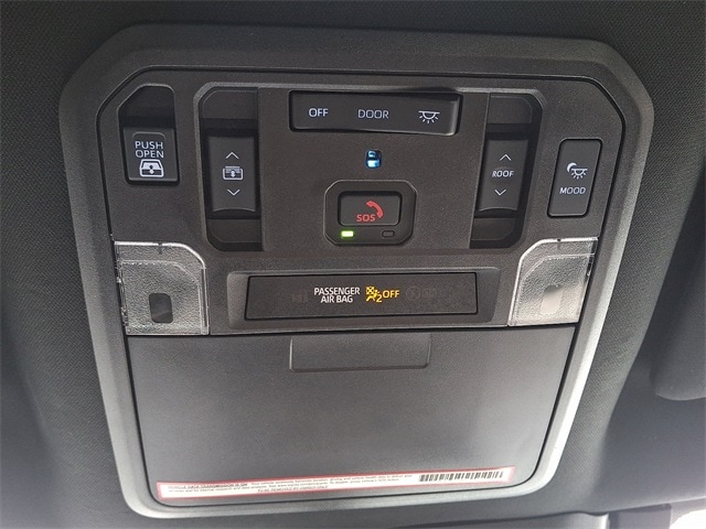 Thumbnail: 2024 Toyota Tundra - 21