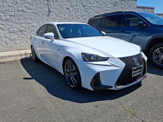Thumbnail: 2017 Lexus IS - 3