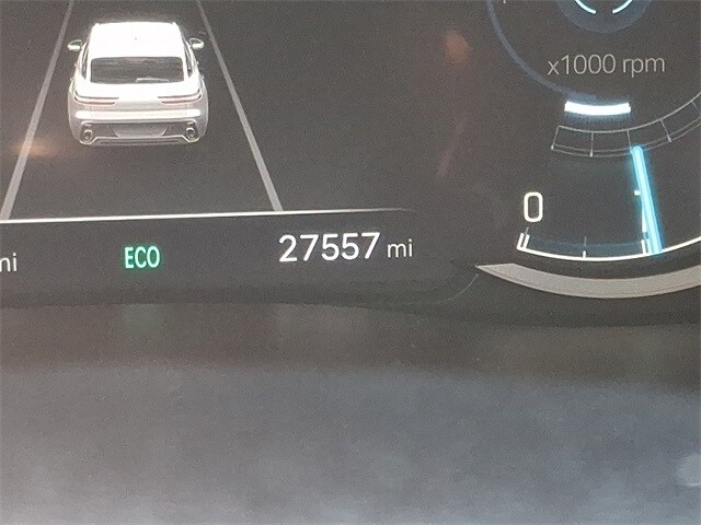 Thumbnail: 2025 Genesis GV70 - 15