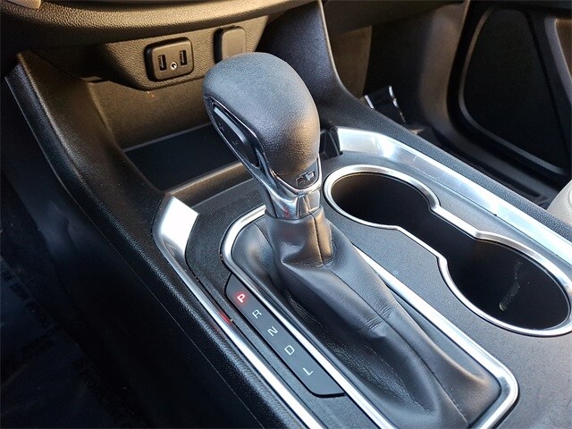 Thumbnail: 2023 Chevrolet Traverse - 15