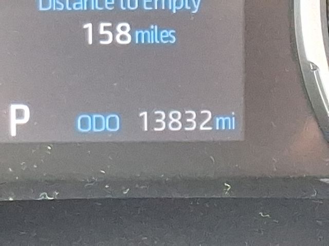 Thumbnail: 2022 Toyota RAV4 - 19