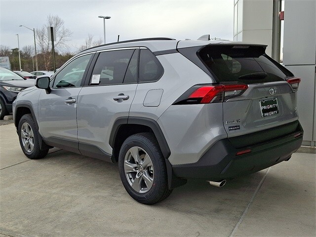 Thumbnail: 2025 Toyota RAV4 - 6