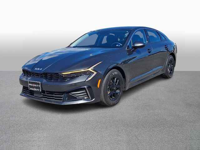 Thumbnail: 2026 Kia K5 - 1