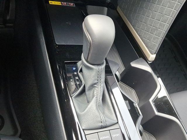 Thumbnail: 2026 Toyota Camry - 12