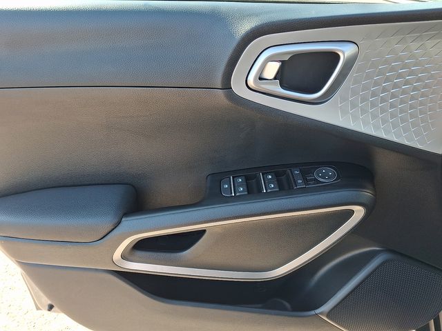 Thumbnail: 2025 Kia Soul - 12