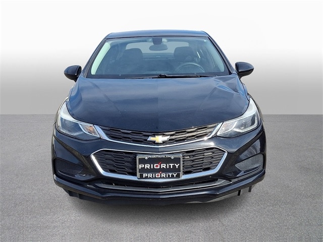 Thumbnail: 2016 Chevrolet Cruze - 2