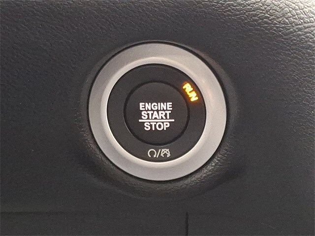 Thumbnail: 2025 Chrysler Pacifica - 22