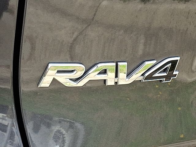 Thumbnail: 2022 Toyota RAV4 - 29