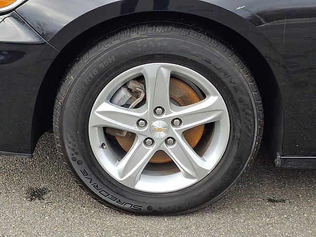 Thumbnail: 2024 Chevrolet Malibu - 8