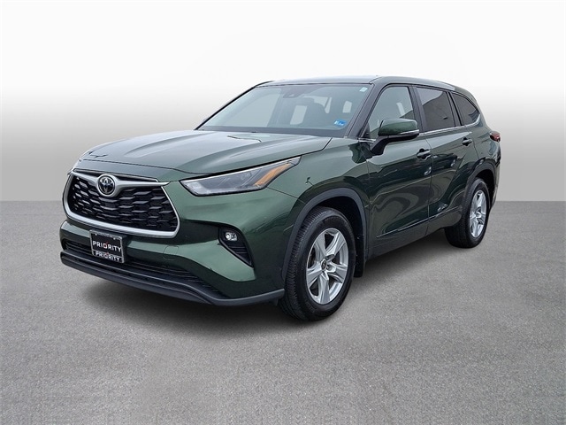 Thumbnail: 2023 Toyota Highlander - 1