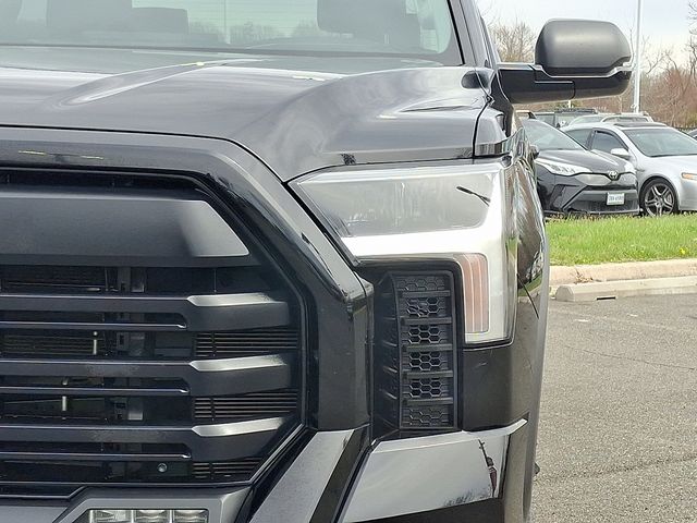 Thumbnail: 2023 Toyota Tundra - 9