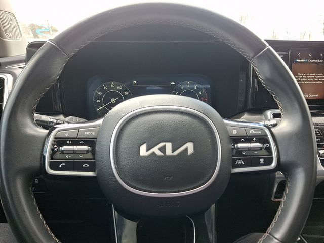 Thumbnail: 2023 Kia Sorento - 21