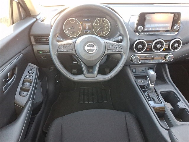 Thumbnail: 2025 Nissan Sentra - 11