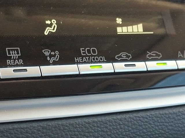 Thumbnail: 2025 Toyota Corolla - 23