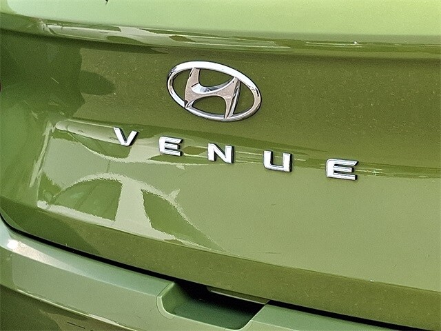 2022 Hyundai Venue SEL 10