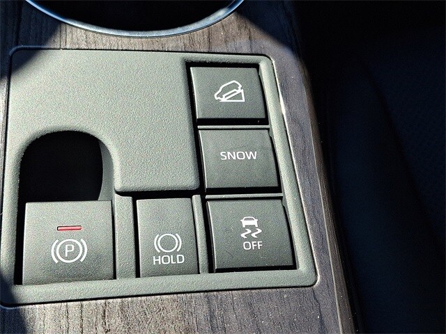 Thumbnail: 2026 Toyota Highlander - 27