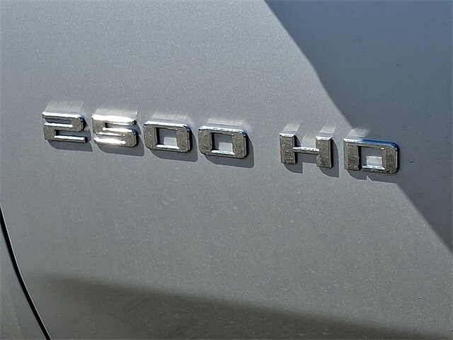 Thumbnail: 2020 Chevrolet Silverado 2500 - 29