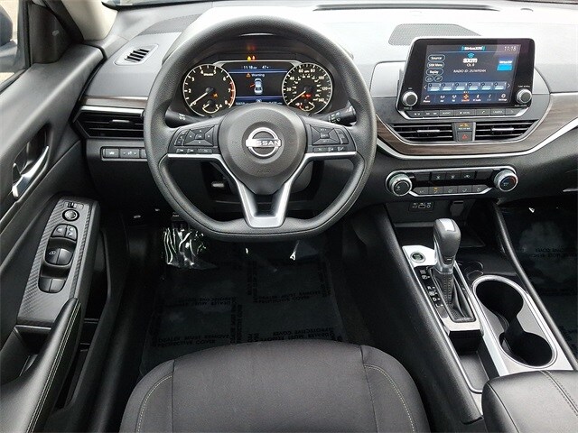 Thumbnail: 2024 Nissan Altima - 11