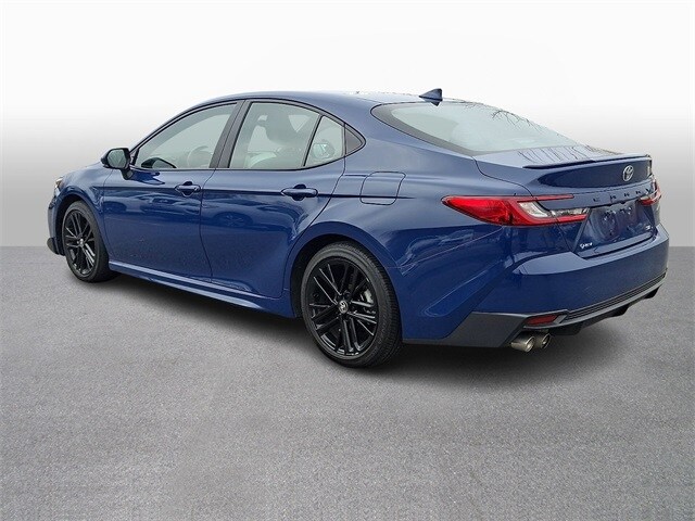 Thumbnail: 2025 Toyota Camry - 6