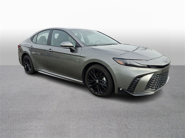Thumbnail: 2025 Toyota Camry - 3