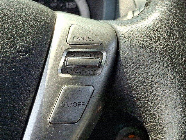 Thumbnail: 2015 Nissan Sentra - 21