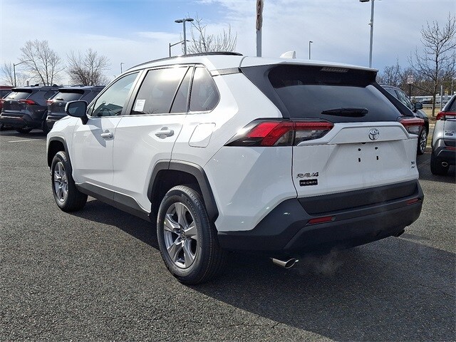 Thumbnail: 2025 Toyota RAV4 - 6