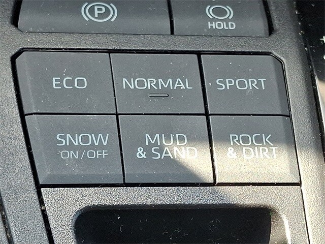 Thumbnail: 2023 Toyota RAV4 - 22