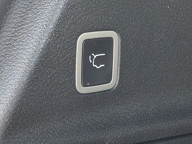 Thumbnail: 2025 Chrysler Pacifica - 31