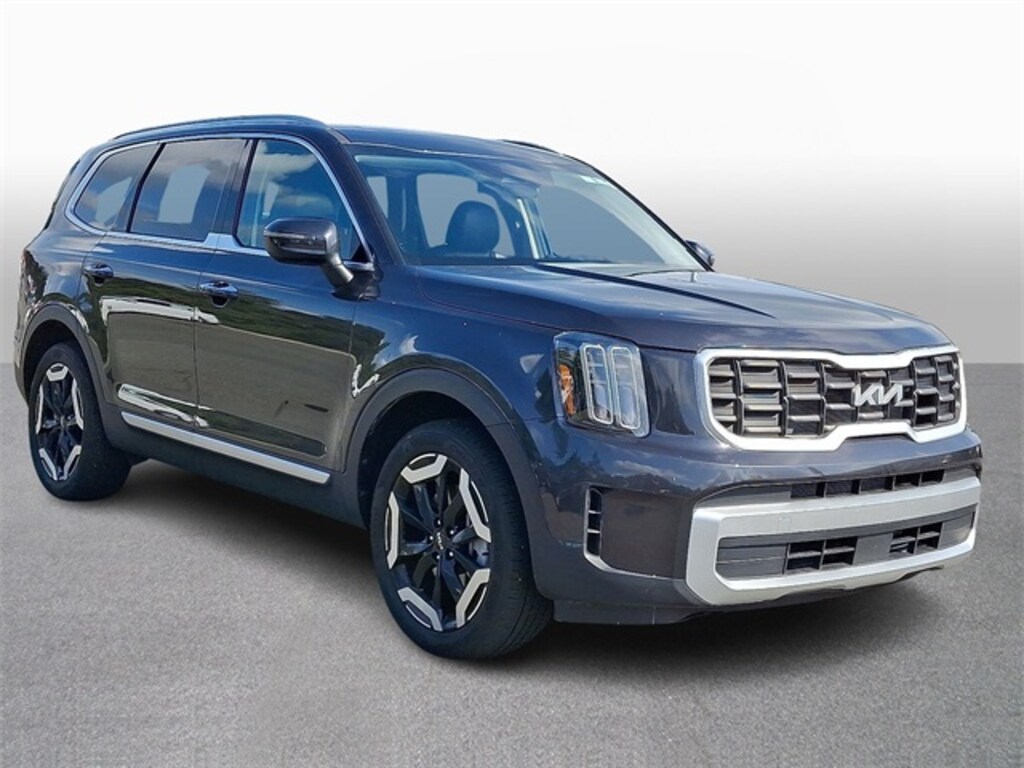 Used 2025 Kia Telluride S SUV