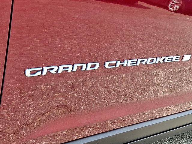 Thumbnail: 2024 Jeep Grand Cherokee - 30